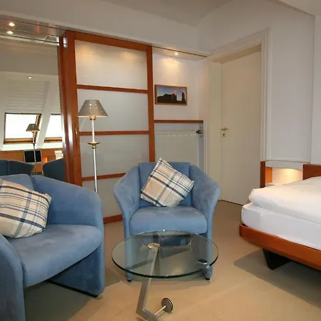 Hotel Hanseat 3*